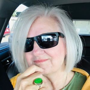 Meet your Posher, Gayle